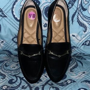 Black Women’s Loafers